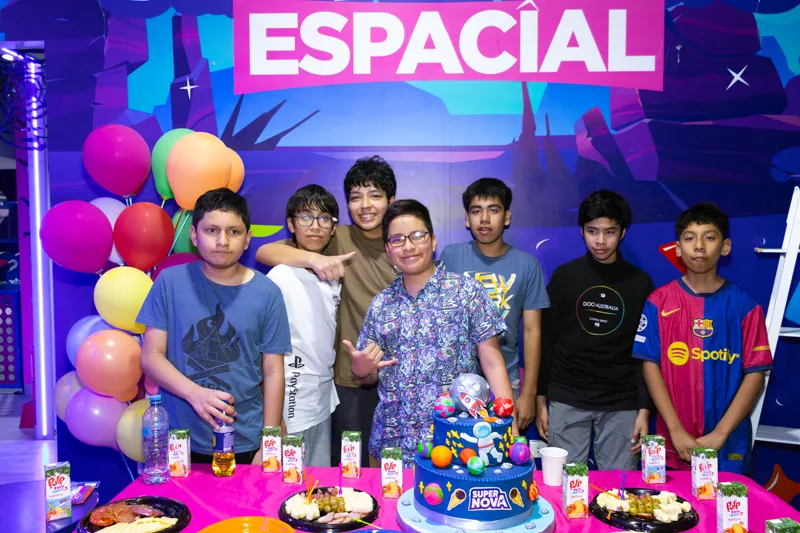 Cobertura de cumplea&ntilde;os infantil